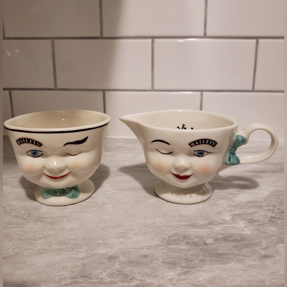 Bailey's Sugar Bowl & Creamer